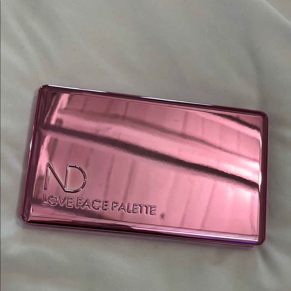ND Love Face Palette in Pink